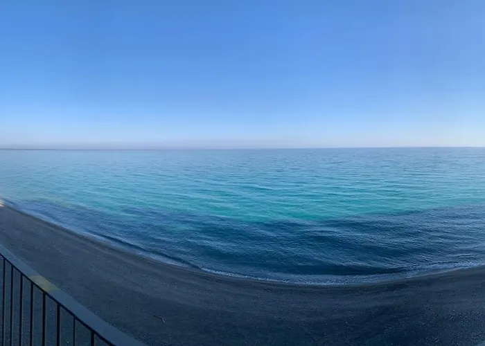 Affacciati Al Mare דירה *