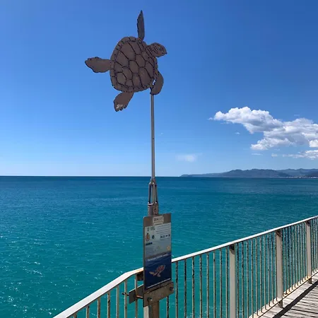 Διαμέρισμα Affacciati Al Mare Finale Ligure