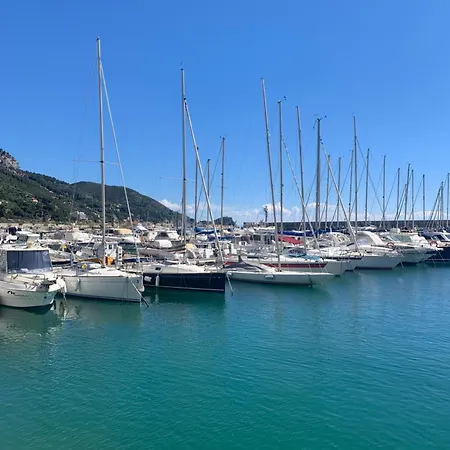 Affacciati Al Mare Apartment Finale Ligure