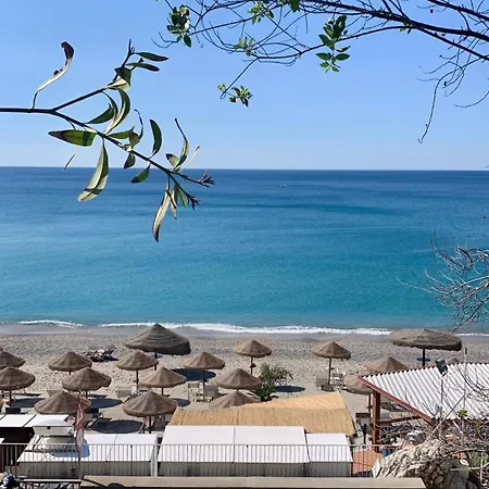 Affacciati Al Mare Finale Ligure